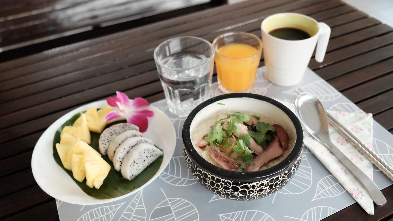 Sukhumvit 50 Garden Home Ban Khlong Nang Li エクステリア 写真